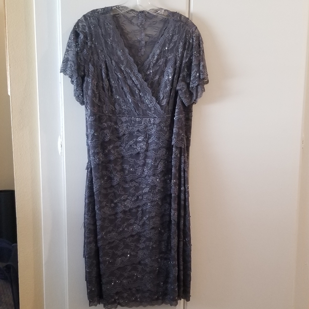 MARINA Gray Lace V-Neck Midi Dress